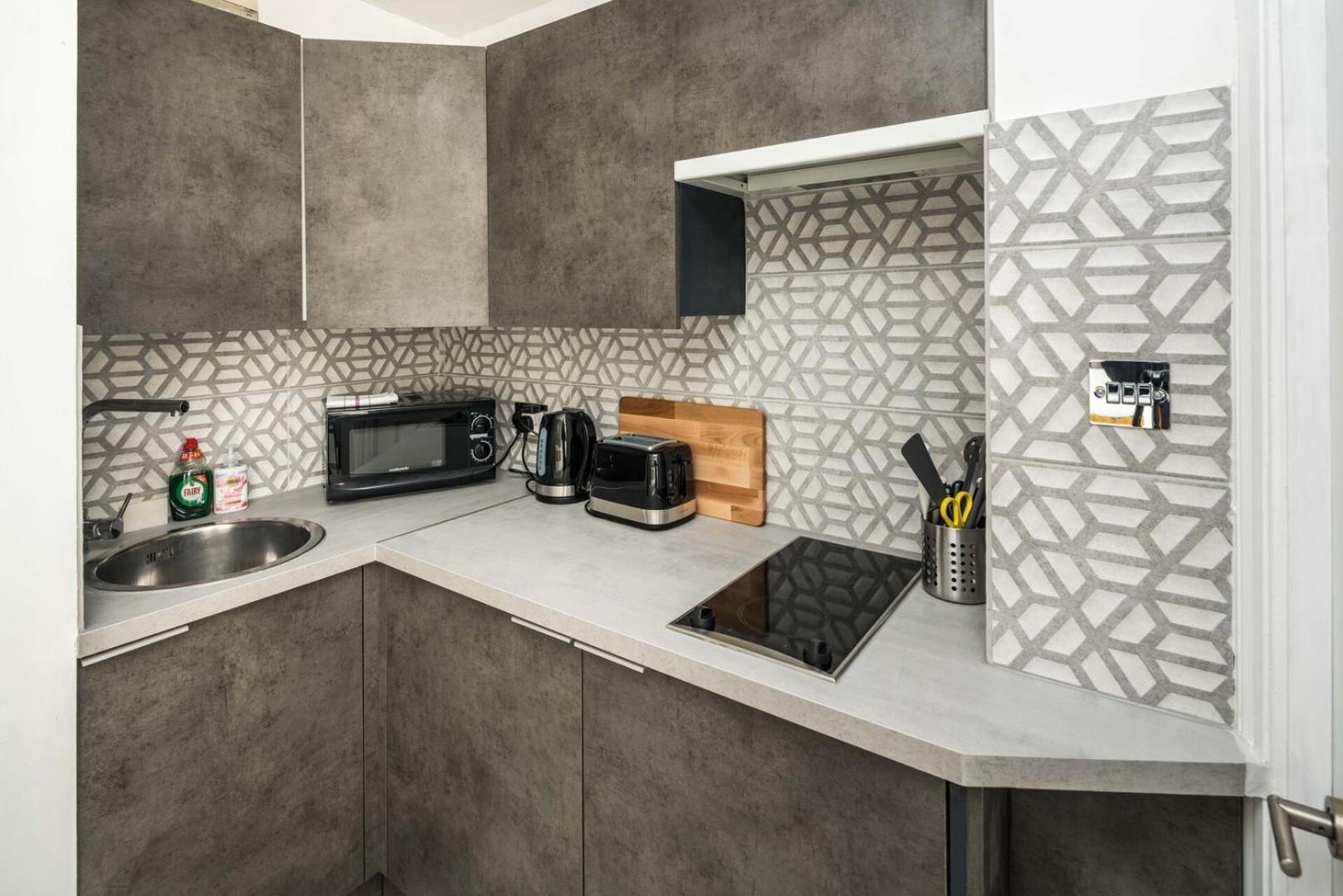 New Sleek & Modern Studio In The Heart Of Chelsea لندن المظهر الخارجي الصورة